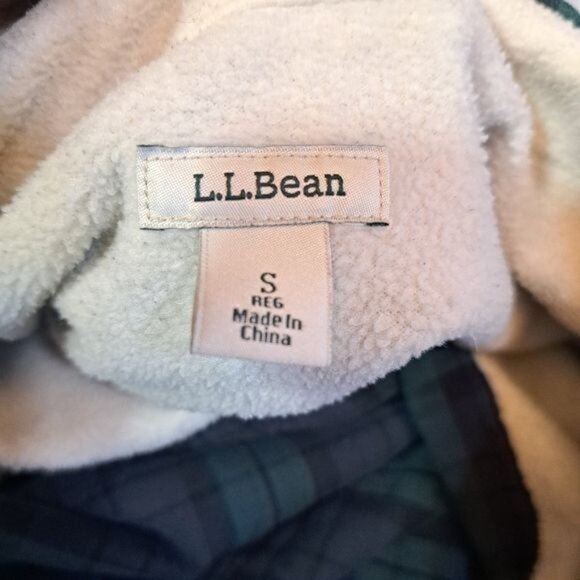 L.L. Bean Fleece Lined Black Watch Plaid Button Up Shacket‎ Size Small - Picture 4 of 7